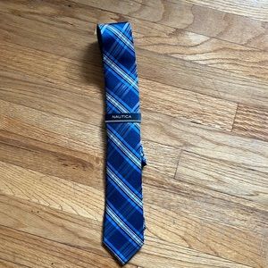 NWT Nautica blue plaid pattern tie